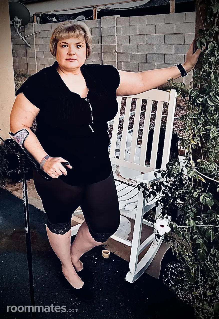 Profile photo 3 of 4