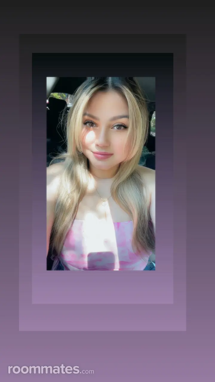Profile photo 8 of 8