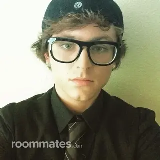 Roommate looking Sacramento, CA, $900