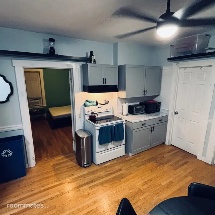 Room for rent in Medford, MA $1400, house