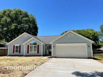 Room for rent in Charlotte, NC $750, house