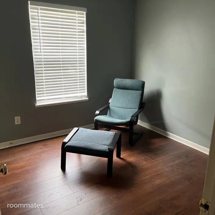 Room for rent in Grove City, OH $500, house