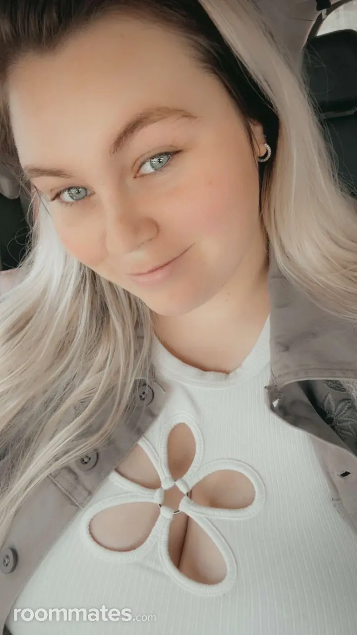 Profile photo 6 of 6