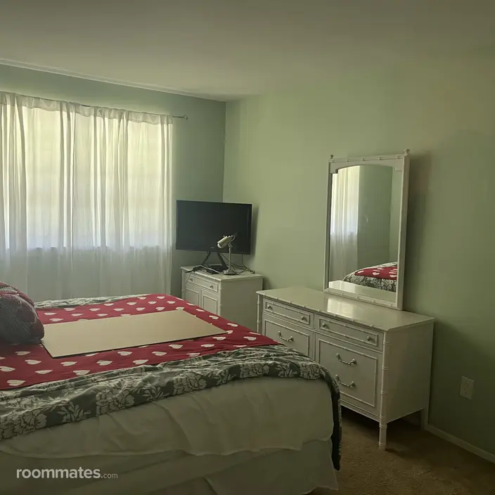 Room for rent in Ramsey, NJ $1600, condo