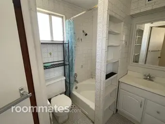 Room for rent in Tucson, AZ $724, house