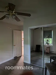 Room for rent in Merrimack, NH $1000, condo