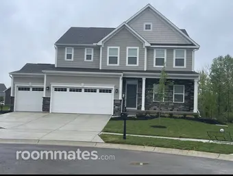 Room for rent in Centerville, OH $1200, house