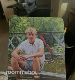 Roommate looking Dartmouth, MA, $1200