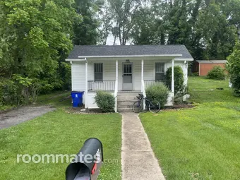 Room for rent in Blacksburg, VA $450, house