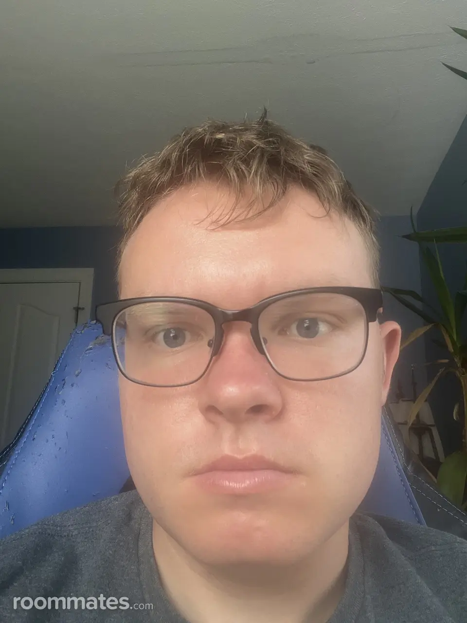 Profile photo 4 of 4