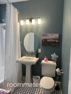 Room for rent in Savannah, GA $2000, house