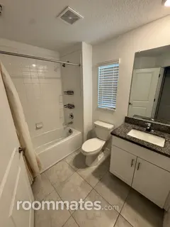 Room for rent in Holiday, FL $1000, condo