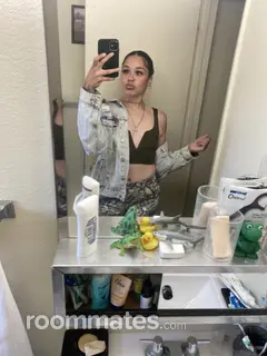 Roommate looking Auburn CA, $900