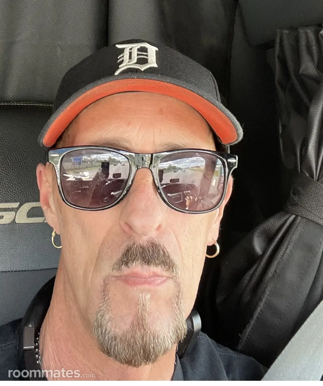Profile photo 6 of 6