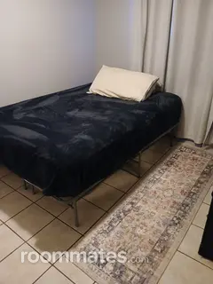 Room for rent in Albuquerque, NM $700, house