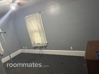 Room for rent in Akron, OH $650, house