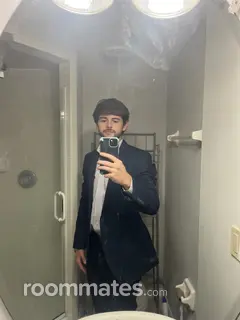 Roommate looking Covington, KY, $700