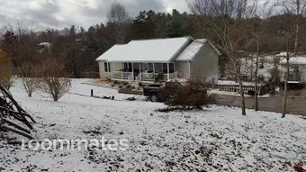 Room for rent in Leicester, NC $1000, house