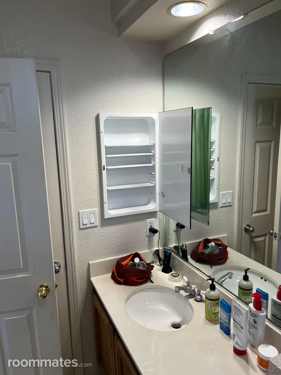 Room for rent in Fremont, CA $930, house