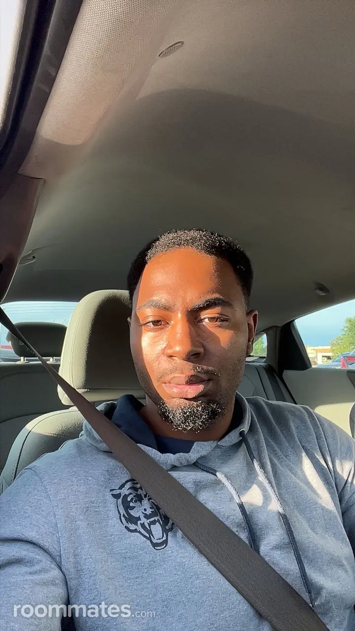 Profile photo 7 of 7
