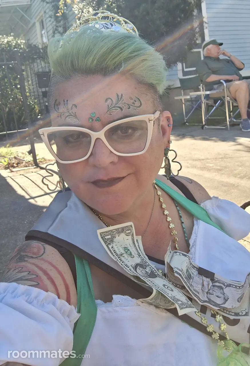 Profile photo 2 of 4
