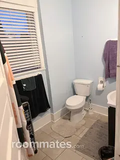 Room for rent in Savannah, GA $600, house