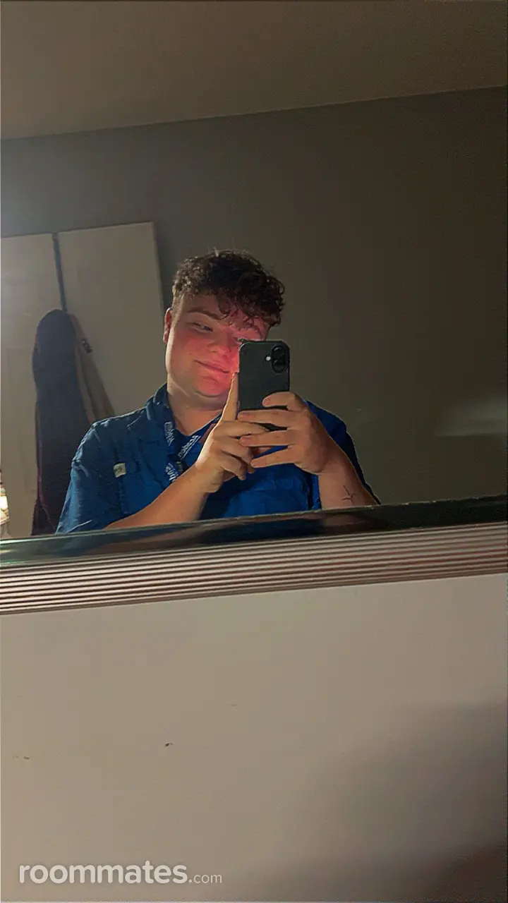 Profile photo 4 of 11