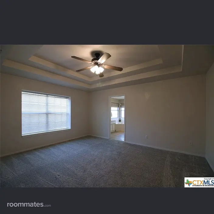 Room for rent in Killeen, TX $950, house