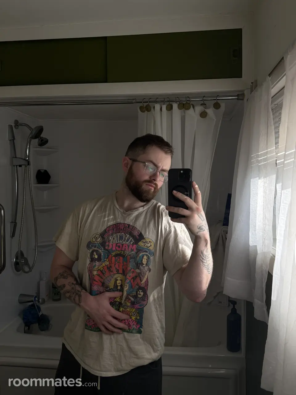 Profile photo 4 of 4