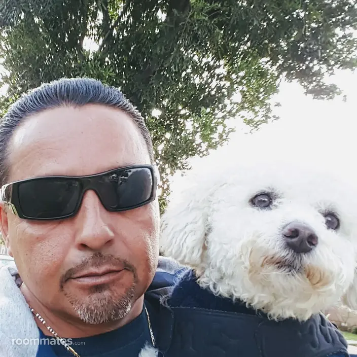 Roommate looking San Bernardino, CA, $900
