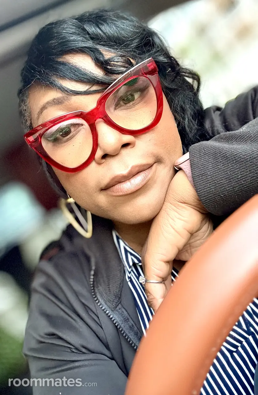 Profile photo 2 of 2