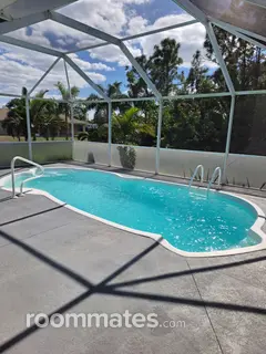 Room for rent in Fort Myers, FL $1000, house
