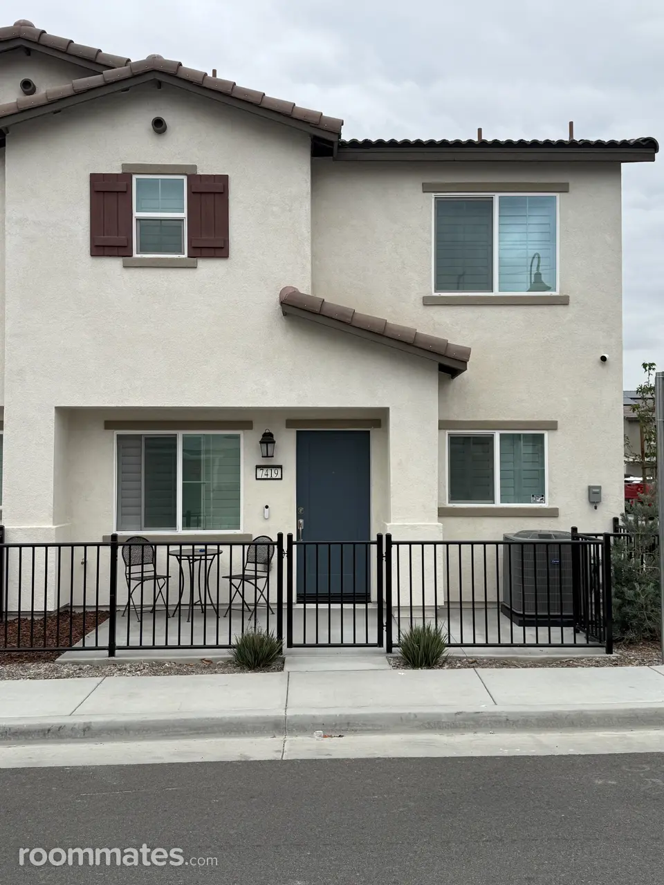 Profile photo 9 of 11