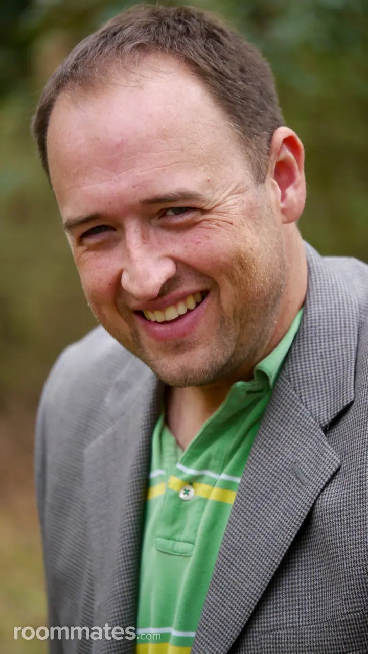 Profile photo 4 of 4