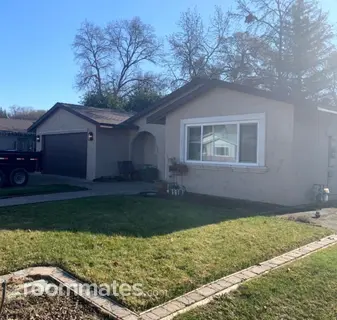 Room for rent in Orangevale, CA $800, house