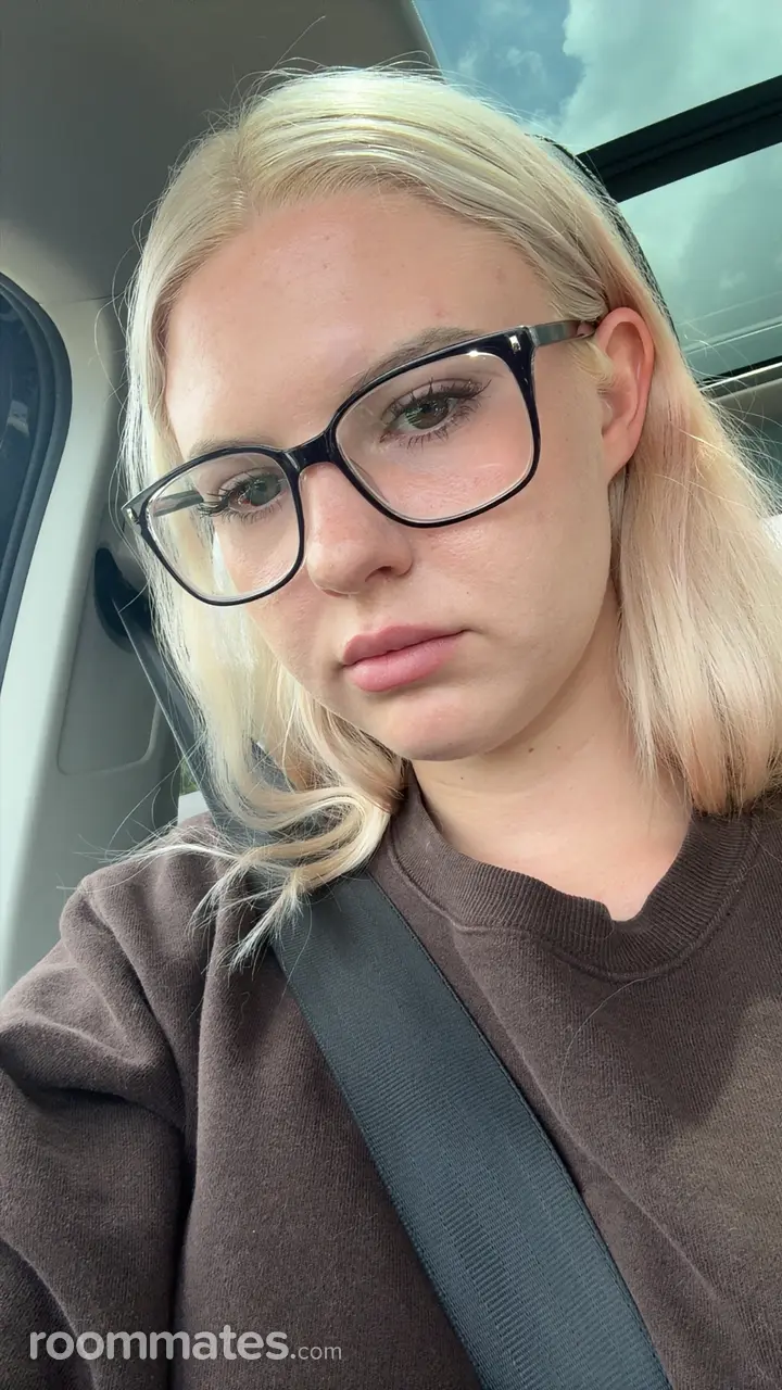 Profile photo 4 of 4