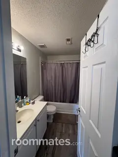 Room for rent in Williamsburg, VA $850, townhouse
