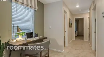 Room for rent in Gresham, OR $1100, townhouse