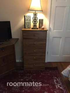 Room for rent in Naugatuck, CT $700, house
