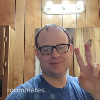 Roommate looking Pensacola, FL, $700