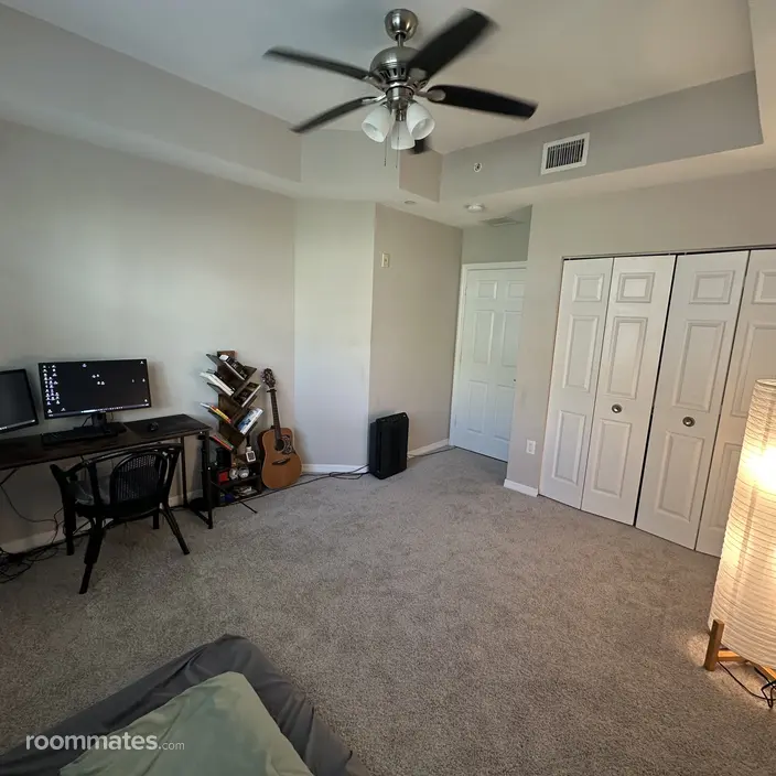 Room for rent in Boynton Beach, FL $1010, house