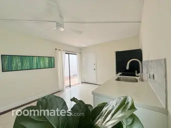 Room for rent in Weston, FL $1200, townhouse