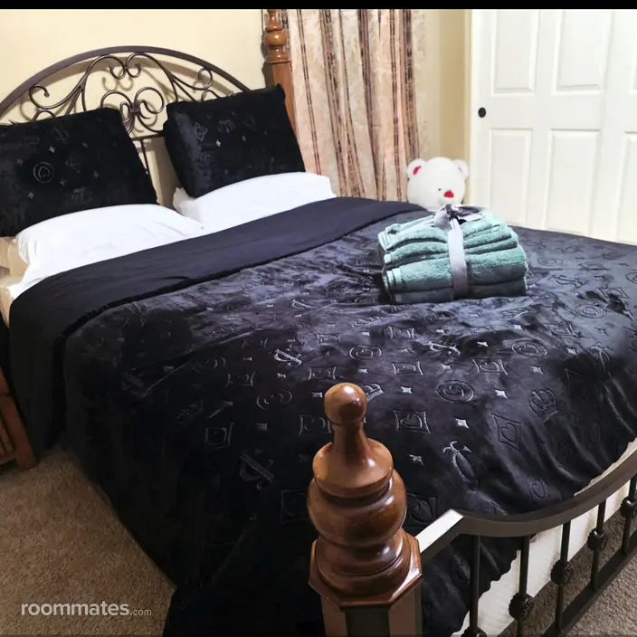 Room for rent in San Tan Valley, AZ $800, house