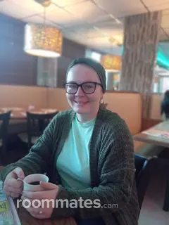Roommate looking Astoria, NY, $2000