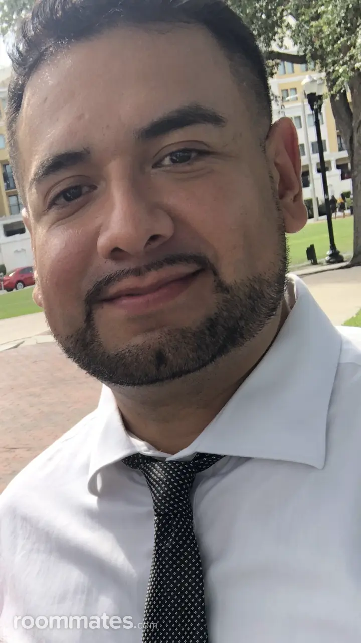 Profile photo 4 of 4