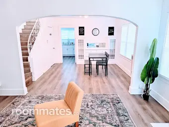 Room for rent in Los Angeles, CA $1375, house