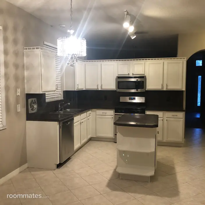 Room for rent in Oviedo, FL $1000, house