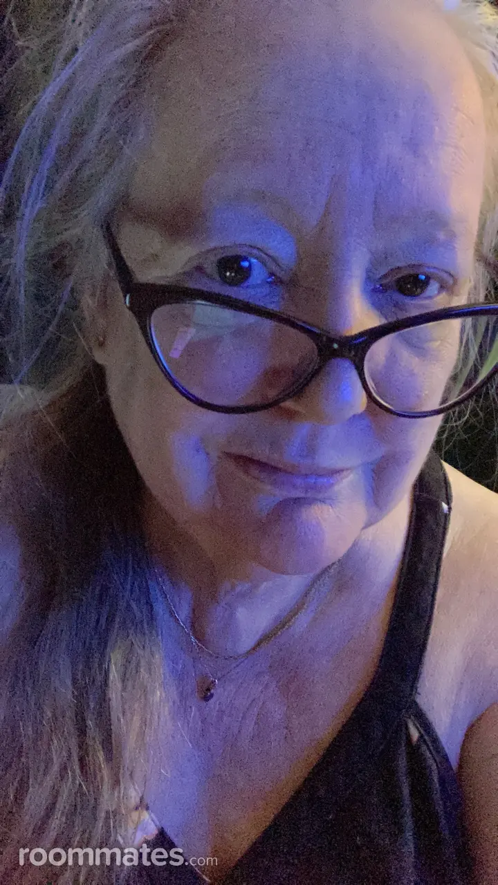 Profile photo 7 of 7