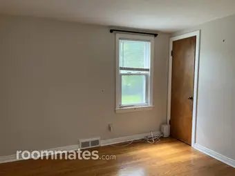 Room for rent in Syracuse, NY $675, house