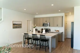 Room for rent in Spanish Fork, UT $800, townhouse